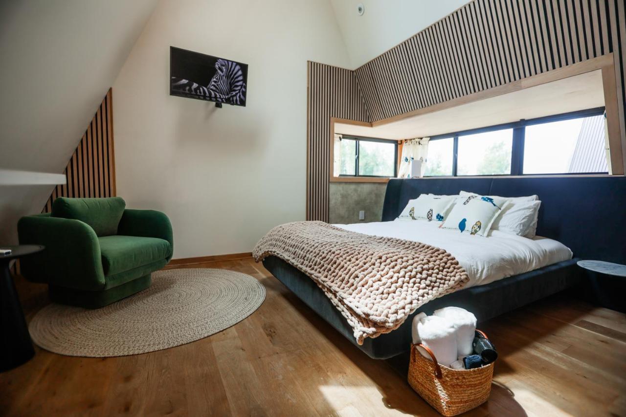 Finger Lakes Treehouse Sodus Luaran gambar