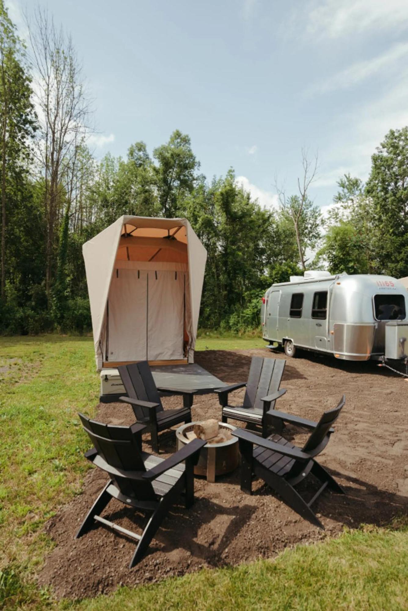 Finger Lakes Treehouse Sodus Luaran gambar